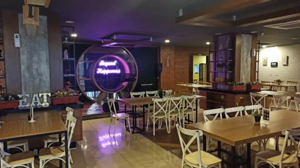 Jelajah Jatinangor: Pilihan Penginapan Nyaman dan Kuliner Lezat Harga Terjangkau