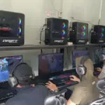 Warnet Yang Bikin Betah: Warnet Sekaligus Tempat Nongkrong!