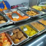 Cita Rasa Masakan Ibu: Warung Nasi Rumahan Paling Favorit bagi Anak Rantau di Jatinangor