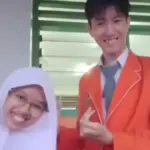 Viral! Momen Hangat Siswi Tunarungu Kenalkan Teman di Depan Kelas, Tuai Pujian Warganet