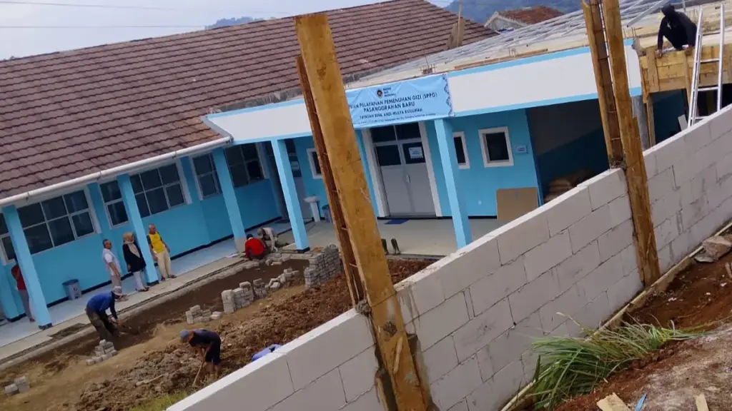 Warga Pasanggrahan Baru Soroti Komitmen Lurah Soal Pendirian Dapur MBG