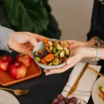 Berbagi Takjil di Bulan Ramadan: Siapa Saja yang Berhak Menerimanya?