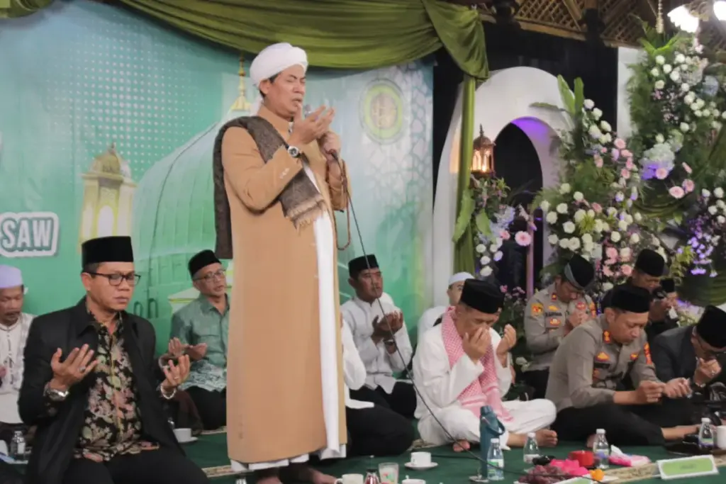 Memperkuat Ukhuwah lslamiyah Melalui Rajaban Akbar, Abuya: Ulama Punya Tanggungjawab Membimbing Umat