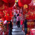 Aksesoris Imlek Mulai Rp.5000, kawasan Glodok Jadi Pusat Pernak-Pernik di Jakarta Barat