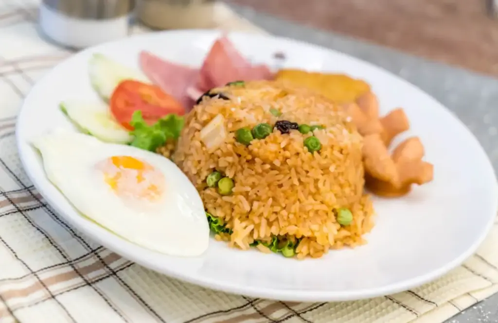 Ide Masakan Sahur Buat Anak Kos: Simple, Hemat, dan Bikin Kenyang