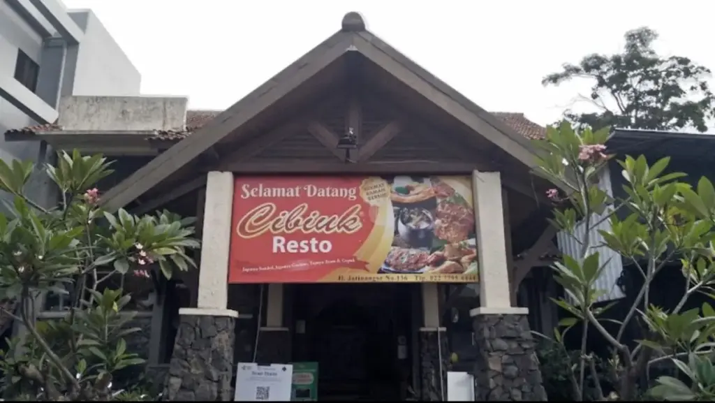 Rumah Makan Khas Sunda : Sajian Tradisional Sunda yang Selalu Dirindukan