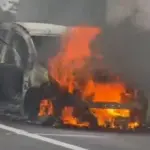 Mobil Dilalap Api di Tol Purbaleunyi KM 127, Arus Lalu Lintas Terganggu