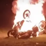 Ratusan Warga Cirebon Hadang Konvoi Diduga Geng Motor, Sejumlah Motor Dibakar