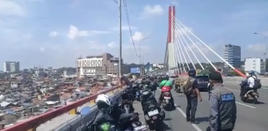 Lompat Dari Ketinggian, Seorang Remaja Ditemukan Meninggal di Bawah Flyover Pasopati Bandung