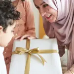 THR Nggak Harus Uang! Ini 15 Ide Kado Lebaran yang Lebih Berkesan