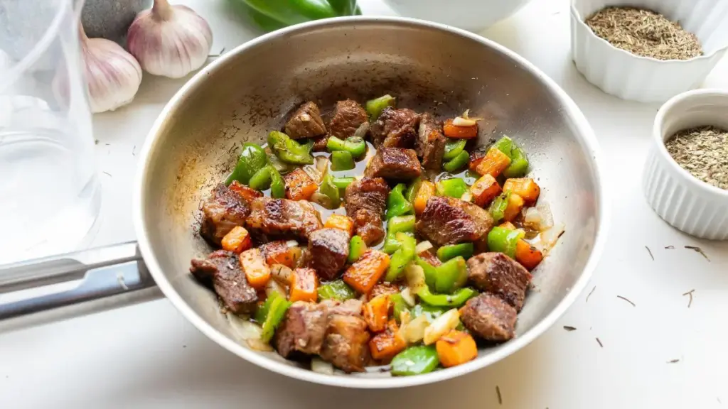 Tumis Sayur untuk Sahur: Ringan di Perut, Lengkap Gizinya, dan Bikin Puasa Lebih Nyaman