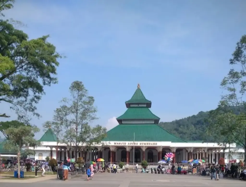 Rekomendasi Spot Ngabuburit Paling Seru di Sekitar Sumedang Kota Biar Puasa Tetap Produktif