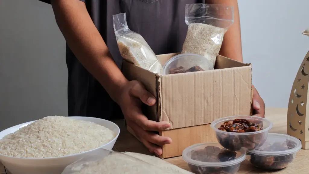 Menumbuhkan Empati Anak Sejak Dini Melalui Kebiasaan Sedekah di Bulan Ramadan