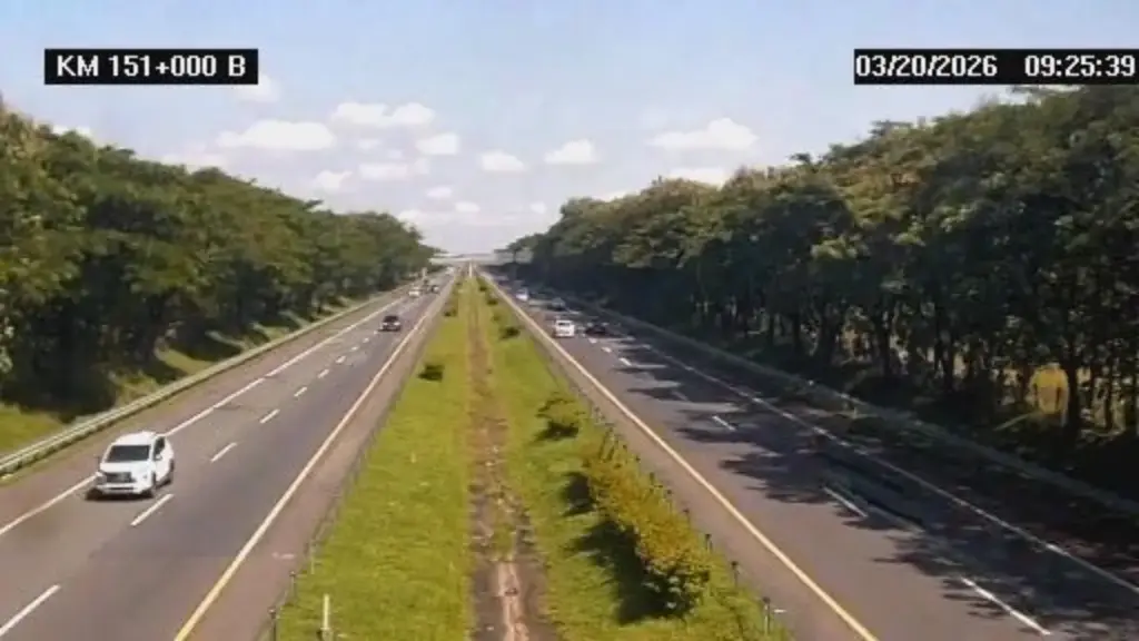 Arus One Way Tol Cipali H-1 Lebaran Terpantau Lancar 14 Ribu Kendaraan Melintas Hingga Pagi