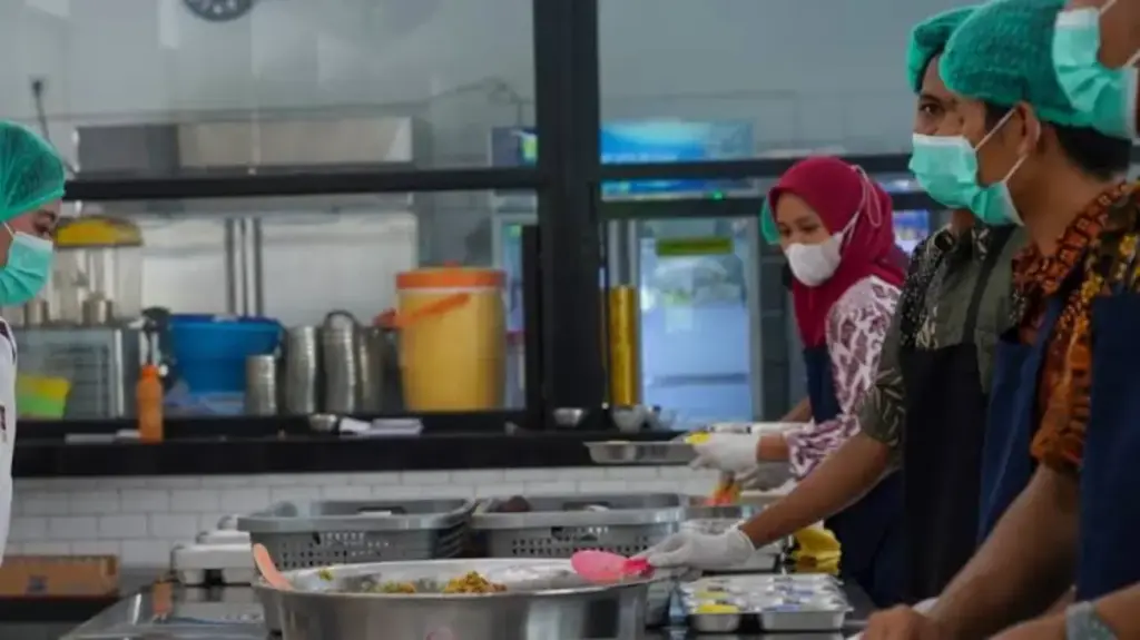 Bupati Tekankan Akuntabilitas, Dapur MBG Diminta Umumkan Menu Secara Rutin