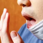 Sering Bau Mulut Saat Puasa? Ketahui Penyebab dan Cara Mengcegahnya