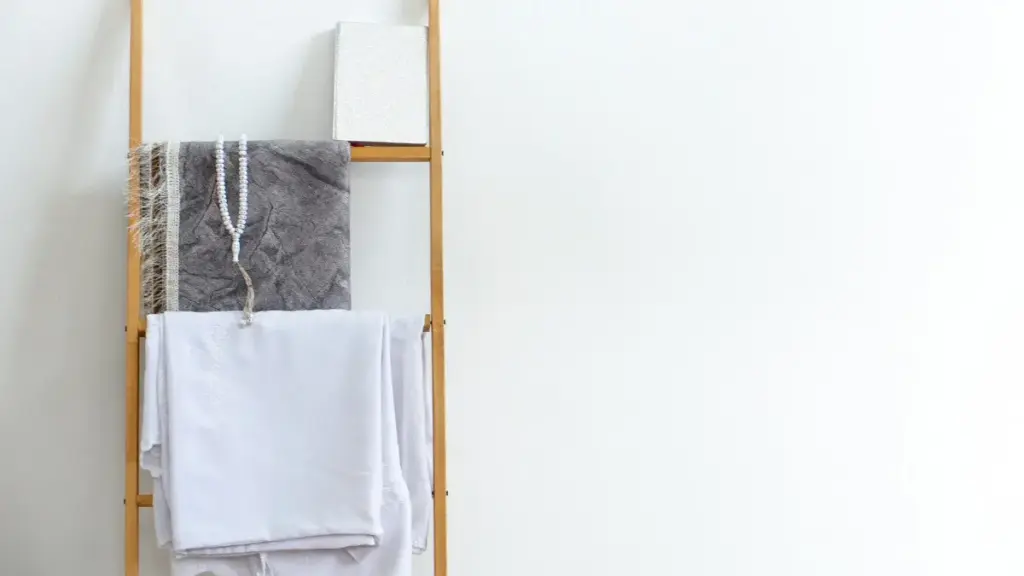 Ringan dan Sejuk di Kulit: Rekomendasi Mukena Adem untuk Ibadah Nyaman