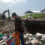 Di Balik Tumpukan Sampah TPAS Cibeureum, Ada Puluhan Pekerja yang Menggantungkan Hidup