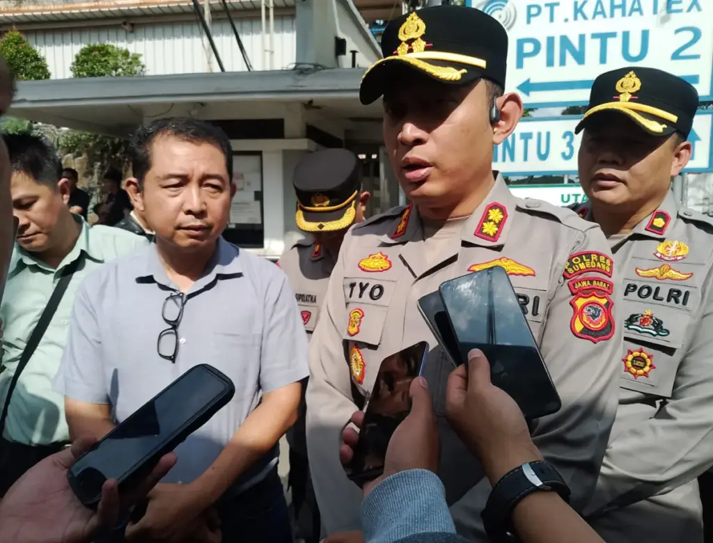 Polres Sumedang Siagakan 100 Personel Amankan Pencairan THR 25.700 Karyawan PT Kahatex