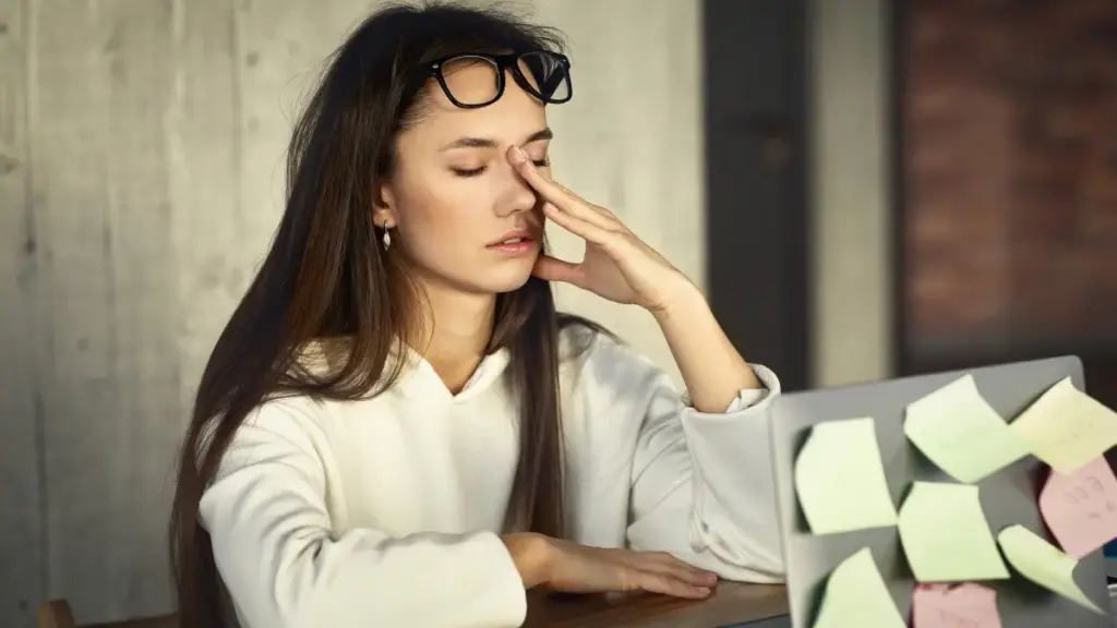 Tidur Cukup, Pikiran Lebih Sehat: Pentingnya Pola Tidur bagi Kesehatan Mental