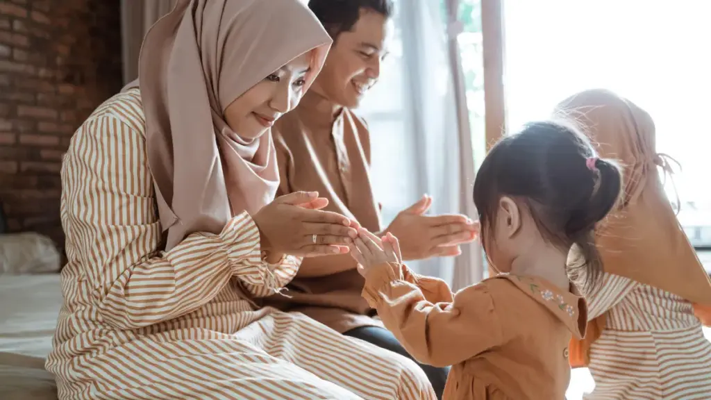 Memahami Tradisi Halal Bihalal di Indonesia dan Maknanya dalam Menjaga Silaturahmi