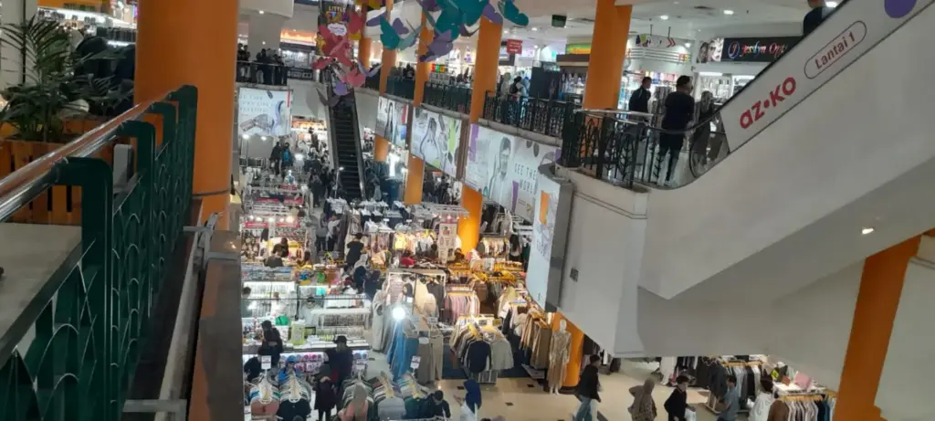 Ramadan Fair 2026 di Jatos Diserbu Pengunjung, Jadi Favorit Ngabuburit dan Belanja Lebaran