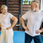 Panduan Olahraga Lengkap: Rahasia Sehat dari Masa Remaja Sampai Lanjut Usia