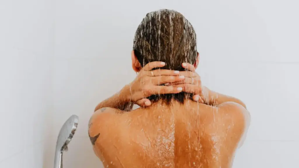 Hilangkan Jerawat Cukup Menggunakan Shampo, Hoax atau Tidak