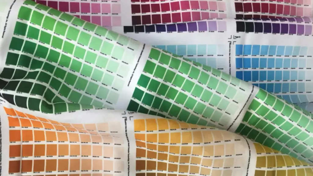 Tips Kerudung Untuk Lebaran: Cocokkan Tone Kulit, Hindari Pudar, Siap Silaturahmi