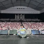 Potret Kim Seon Ho berfoto bersama Seonhohada Indonesia.