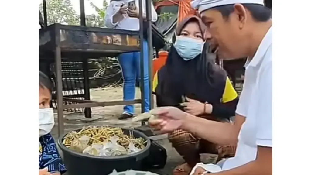 Kisah Inspiratif Siti Berhenti Sekolah Demi Menjadi Tulang Punggung Keluarga