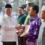 Percepat Sertifikasi Wakaf, Mentri ATR /BPN serahkan 33 Sertifikat Rumah Ibadah di Sulawesi Tengah