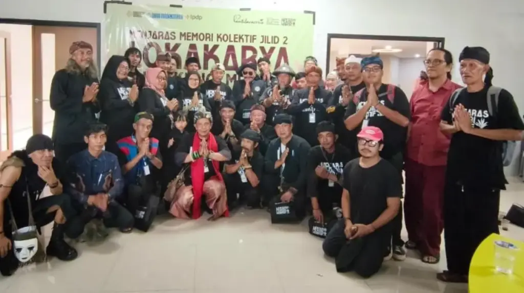 Lokakarya ini diikuti oleh puluhan Juru Kunci dan pegiat tradisi lisan di Sumedang, serta didukung oleh 5 penu