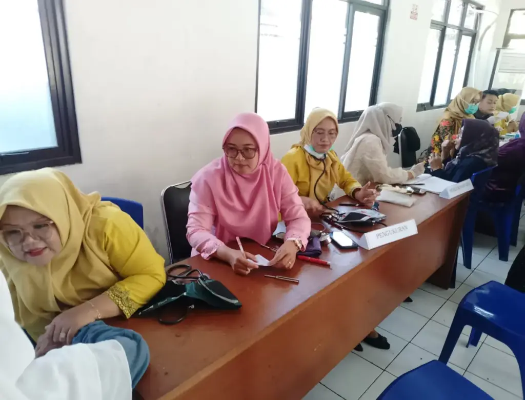 Cek Kesehatan Gratis di Cimanggung, Warga Diajak Deteksi Dini Penyakit