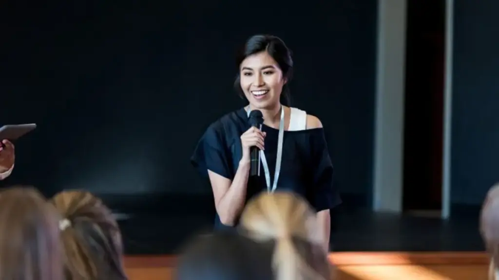 Kharisma Bukan Bawaan Lahir! Ini Rahasia Membangun Aura Positif Lewat Micro Behaviors