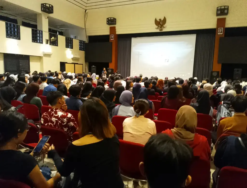 Nobar Film “Pesta Babi” di Unpad Jatinangor Berlangsung Kondusif, Mahasiswa Lanjutkan Diskusi Akademik