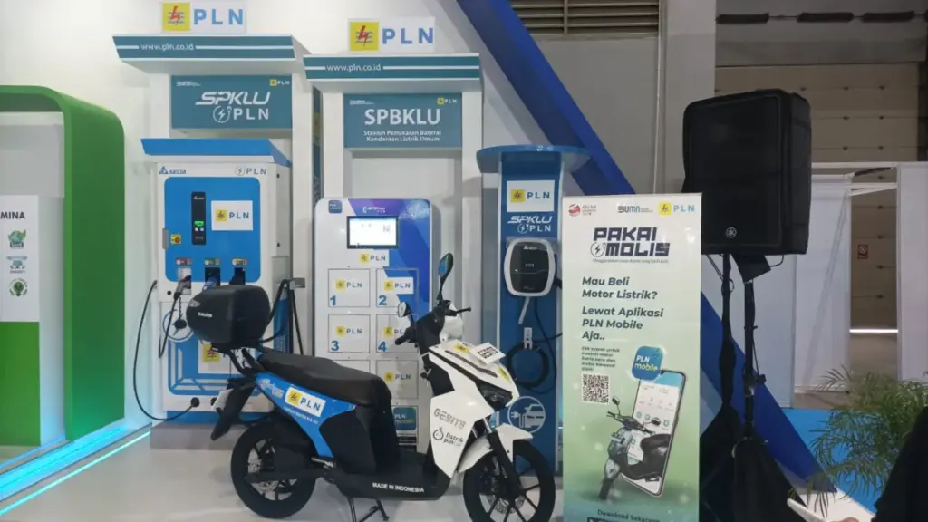 stasiun pengian baterai motor listrik