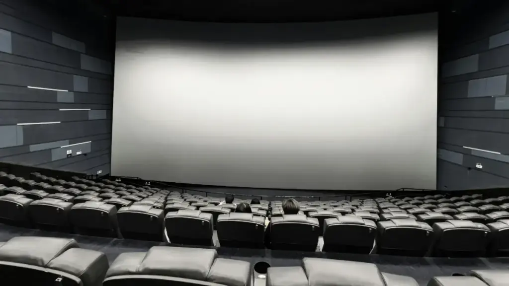 ilustrasi ruangan bioskop kosong