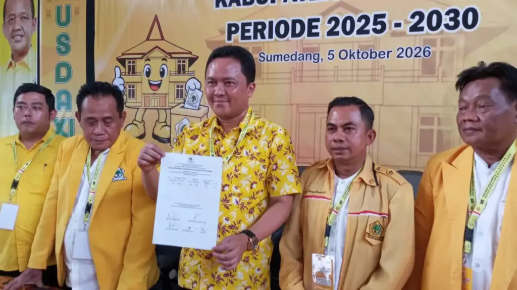Dua Srikandi Berebut Kursi Ketua Golkar 